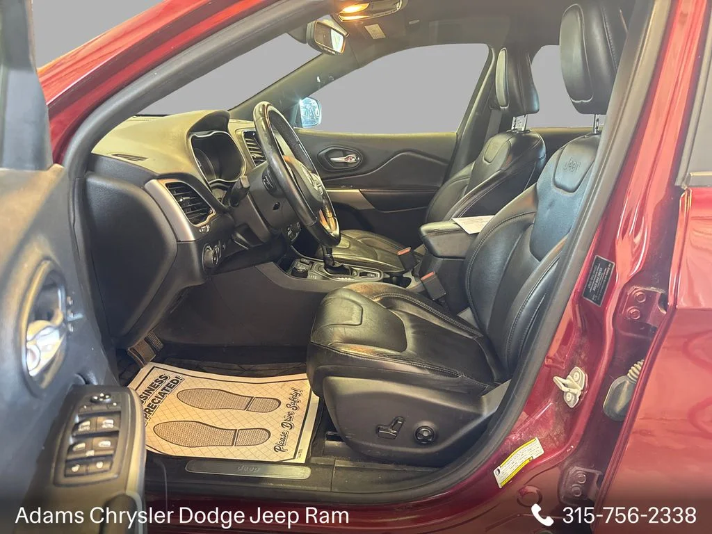 Used 2019 Red Jeep Limited image 14