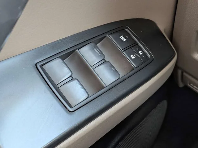 Used 2022 Starfire Pearl Lexus GX 460 Premium image 24