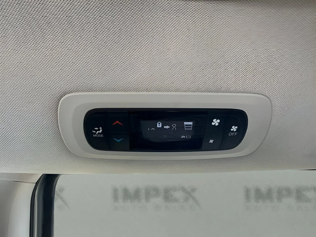 Used 2023 Silver Chrysler LX image 46