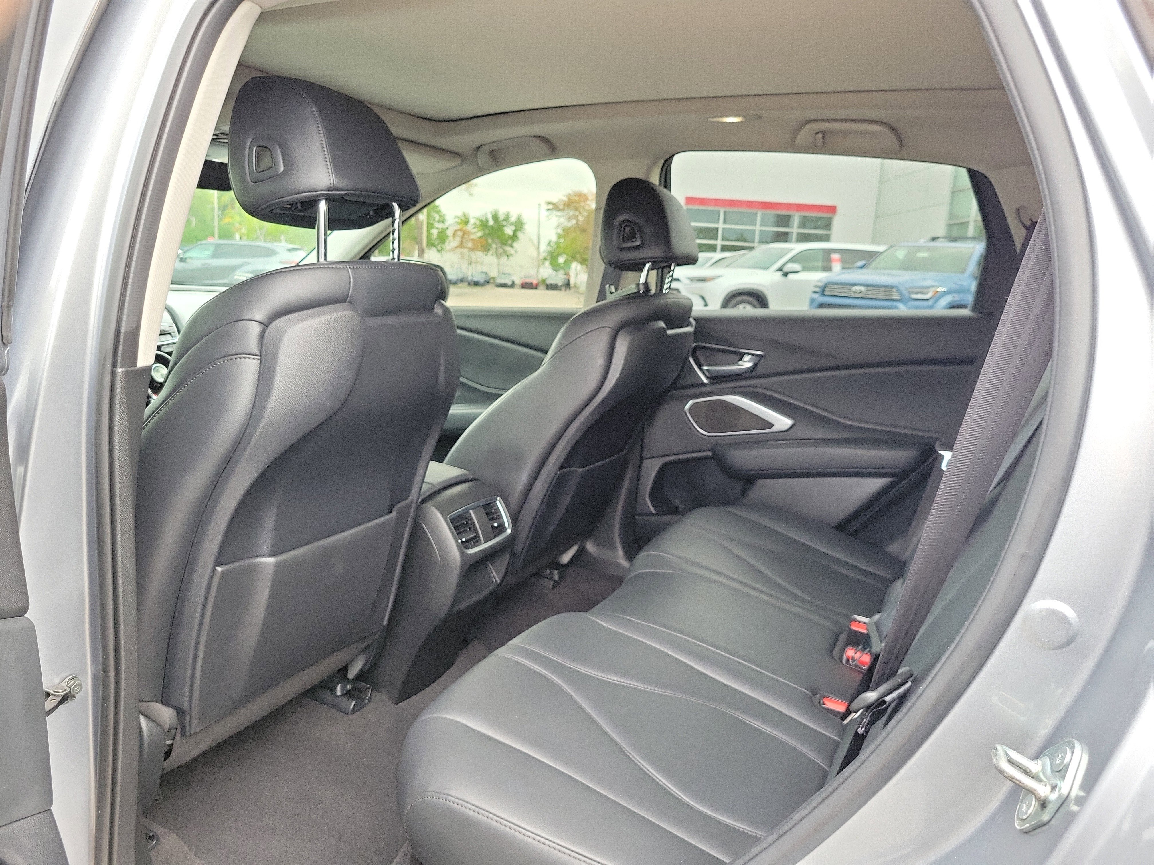 Used 2021 Silver Acura 4DR FWD image 9