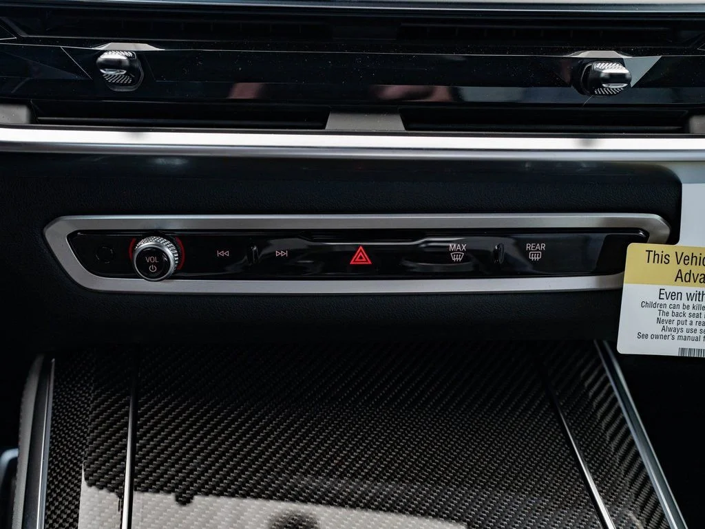 New 2026 Carbon Black Metallic BMW M60i image 39