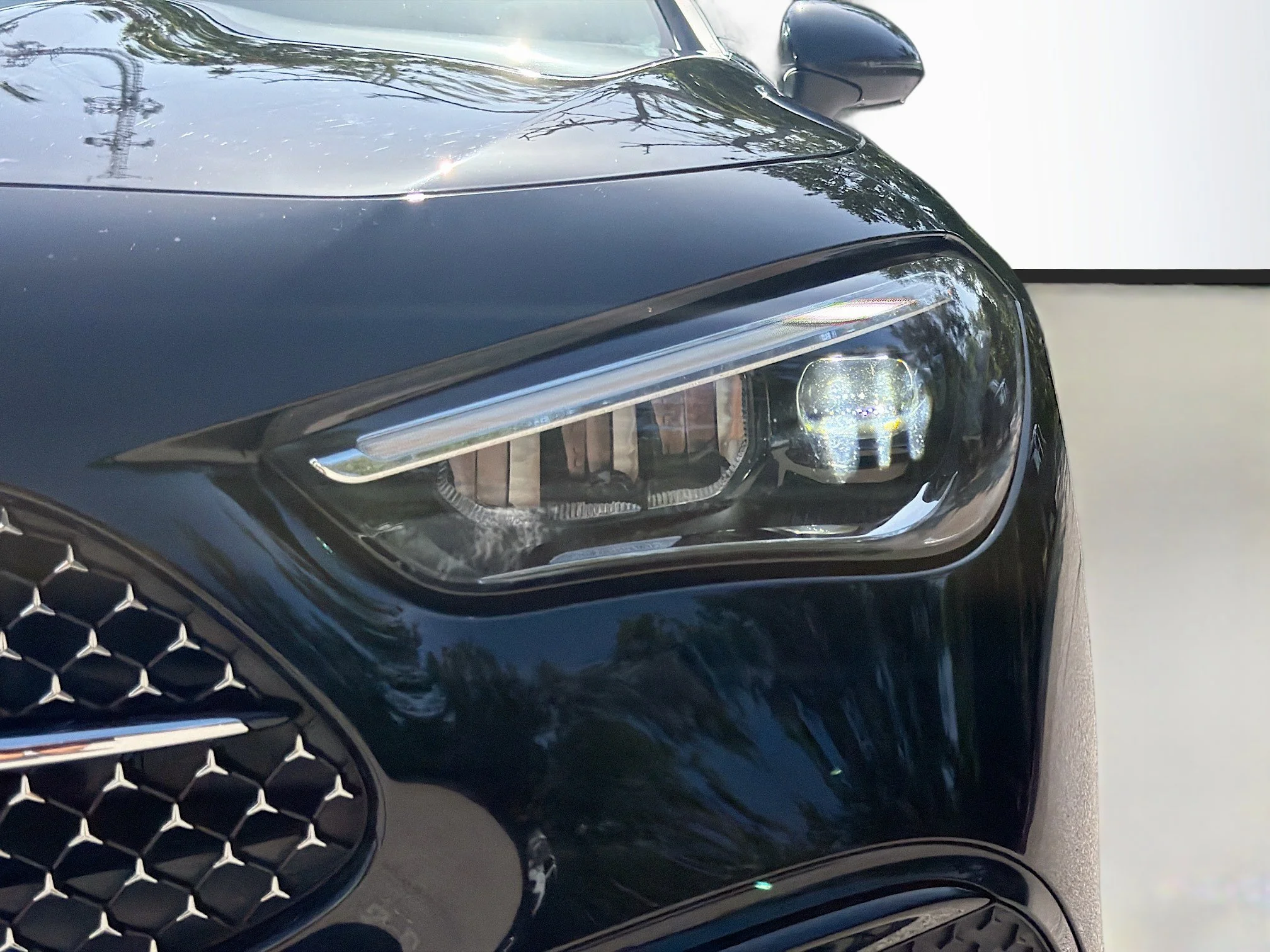 Used 2025 Obsidian Black Metallic Mercedes-Benz CLE 300 image 9