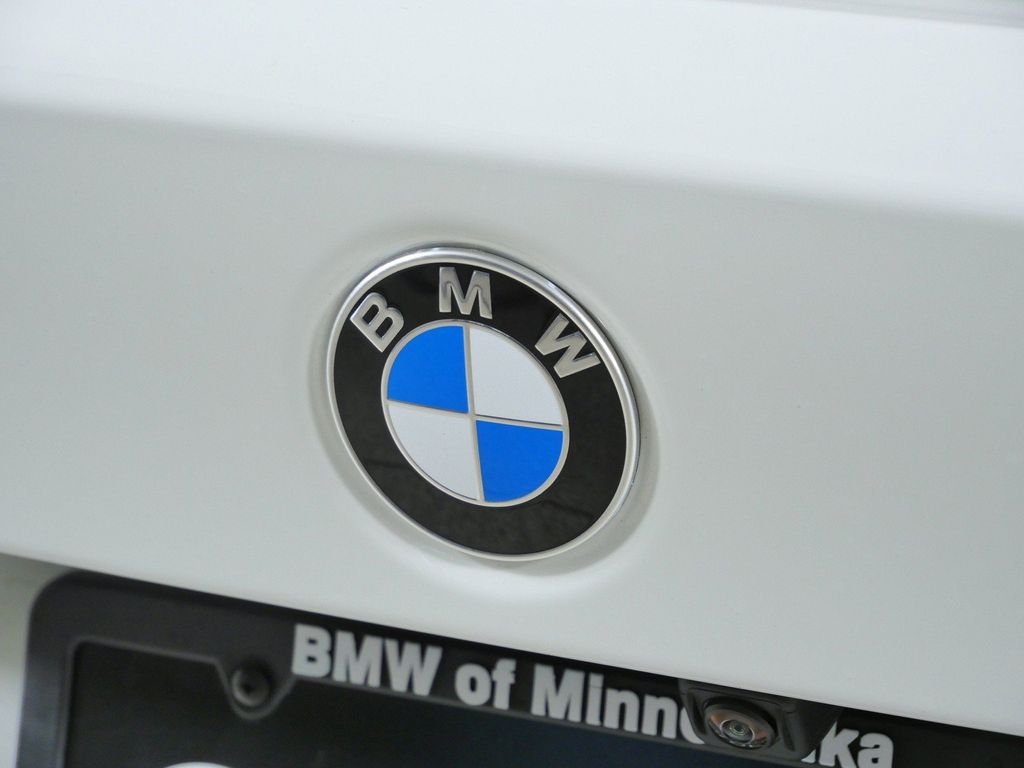 New 2026 Alpine White BMW 330i xDrive image 11