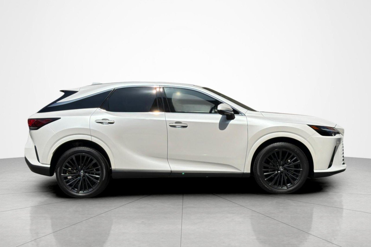 Used 2024  Lexus RX 350 image 6