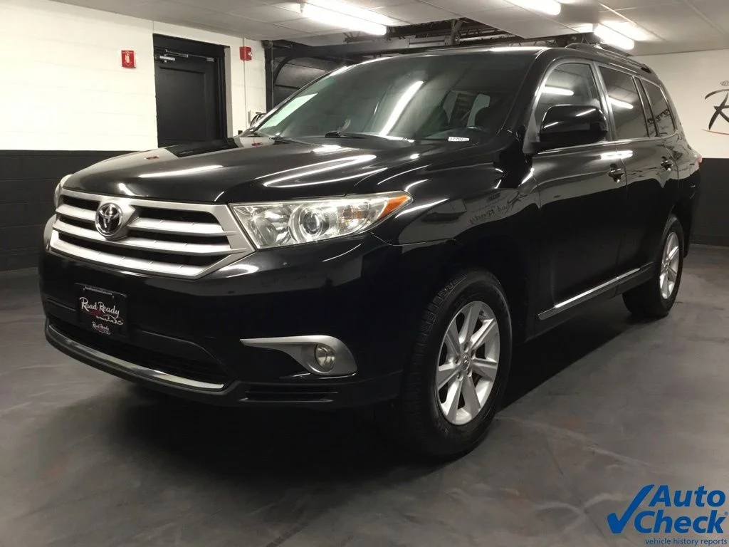 Used 2013 Black Toyota Base Plus V6 image 5