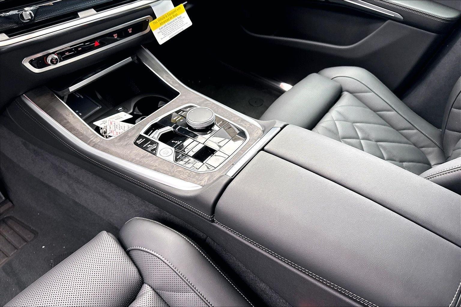 New 2026 Skyscraper Grey Metallic BMW xDrive40i image 25