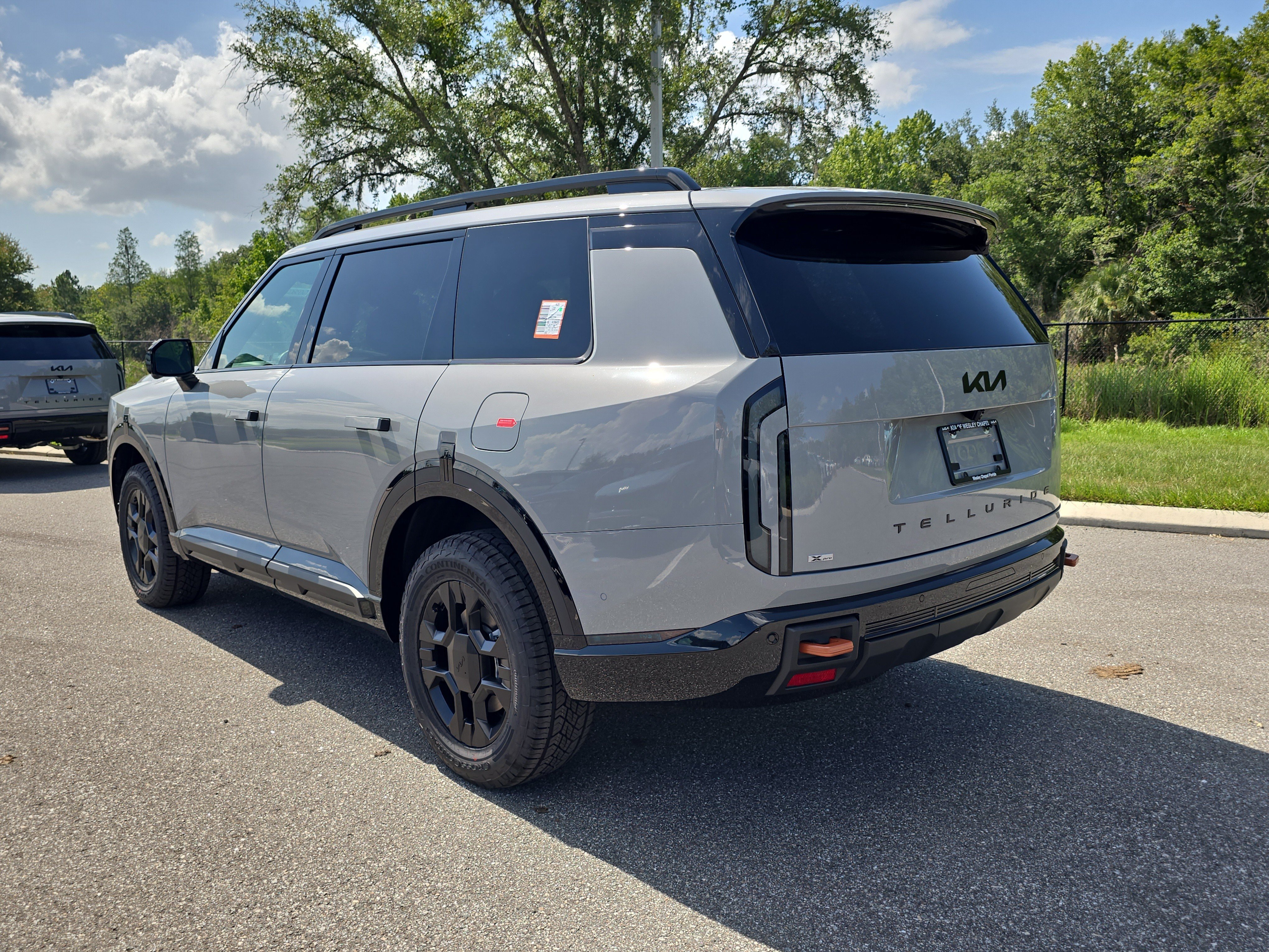 New 2027 Wolf Gray Kia X-PRO SX image 6