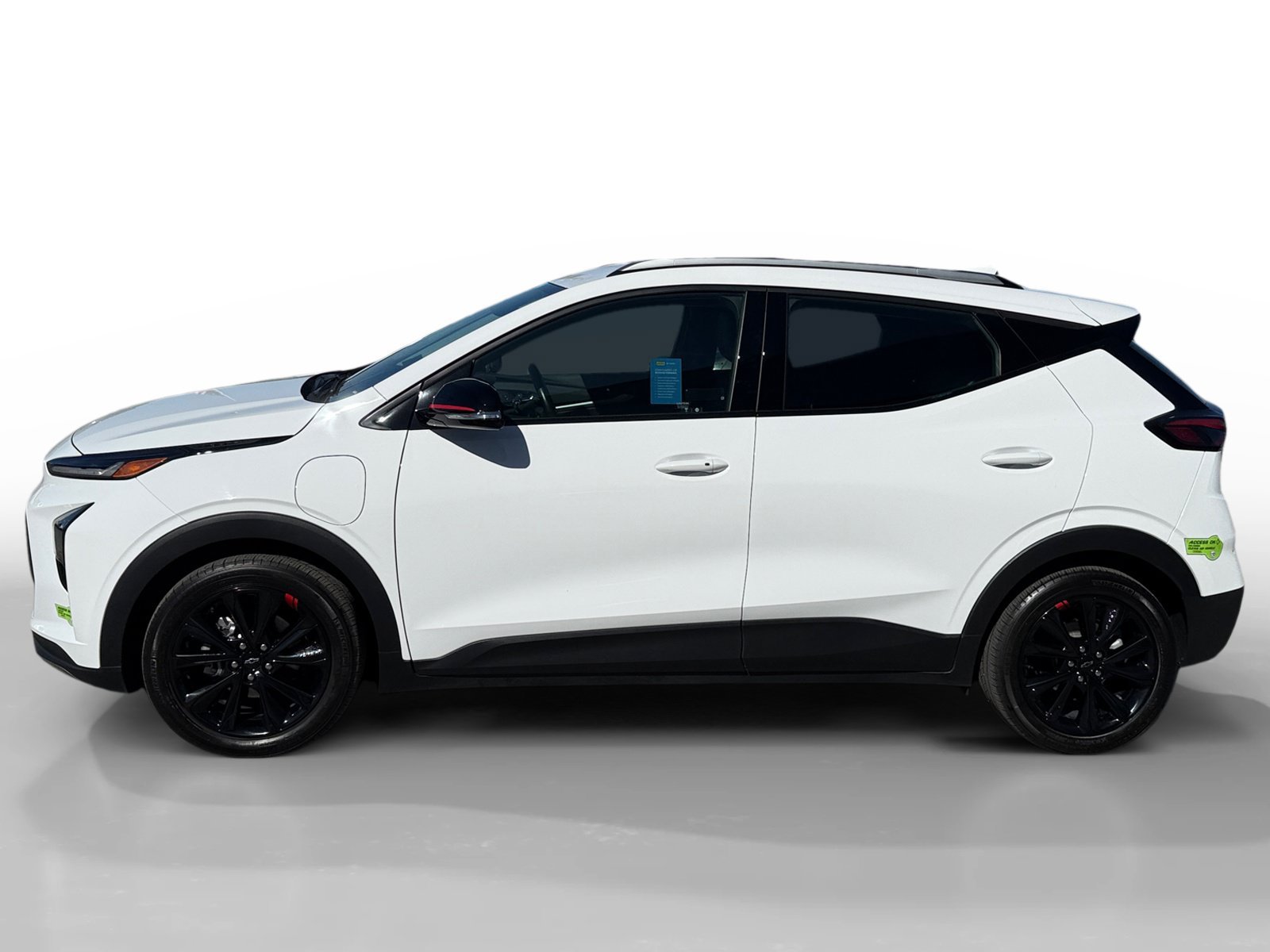 Used 2023 Summit White Chevrolet LT Redline image 2