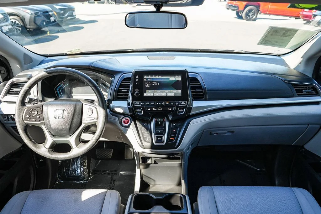 Used 2020  Honda EX image 12
