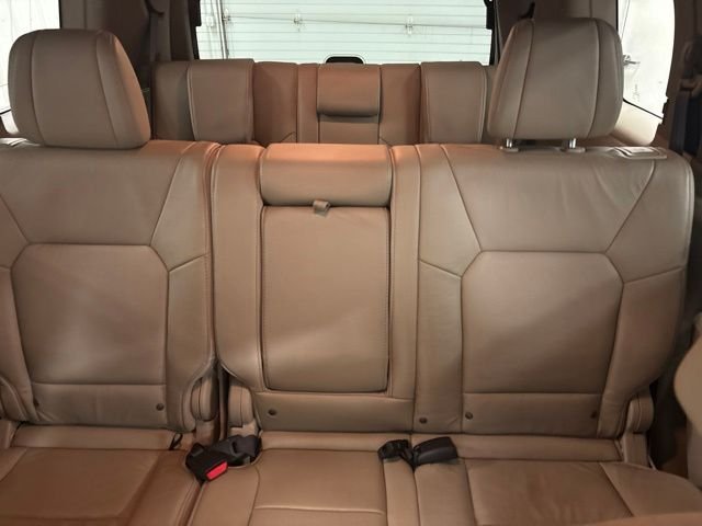 Used 2015 Red Honda EX-L image 23