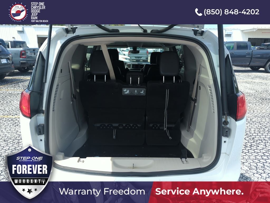 Used 2020 White Chrysler Touring L image 27
