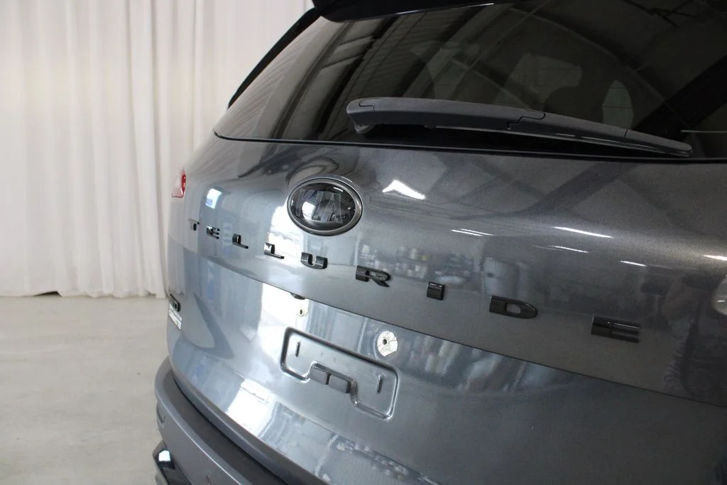 Used 2021 Gray Kia EX image 31