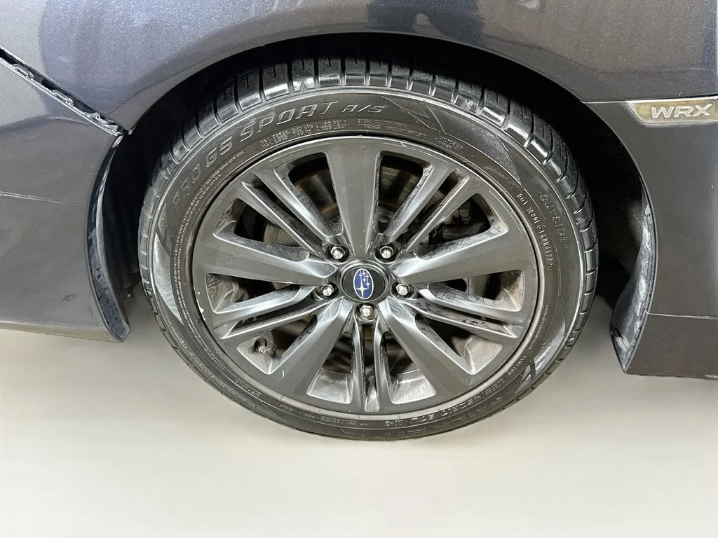 Used 2016 Gray Subaru Base image 37