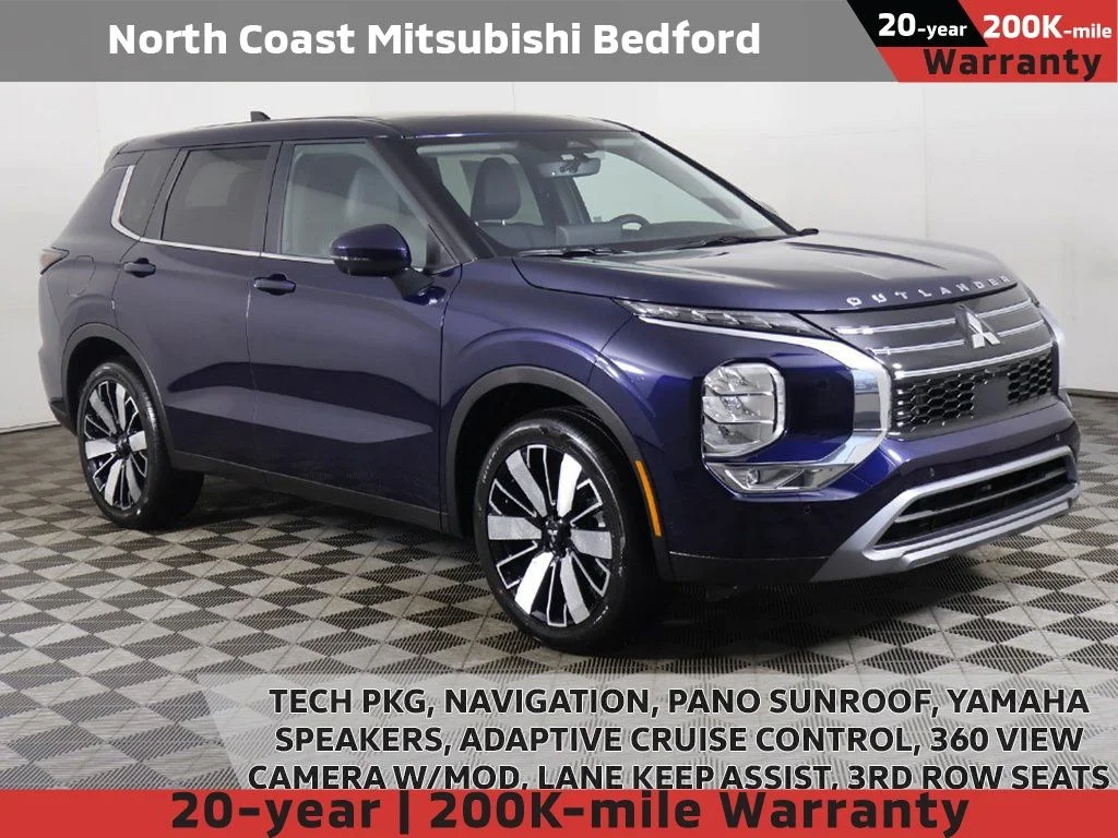 2026 Mitsubishi Outlander SE FWD's photo
