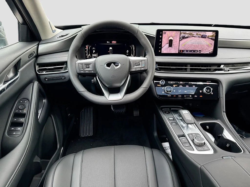 New 2027 RADIANT WHITE INFINITI Luxe FWD image 24