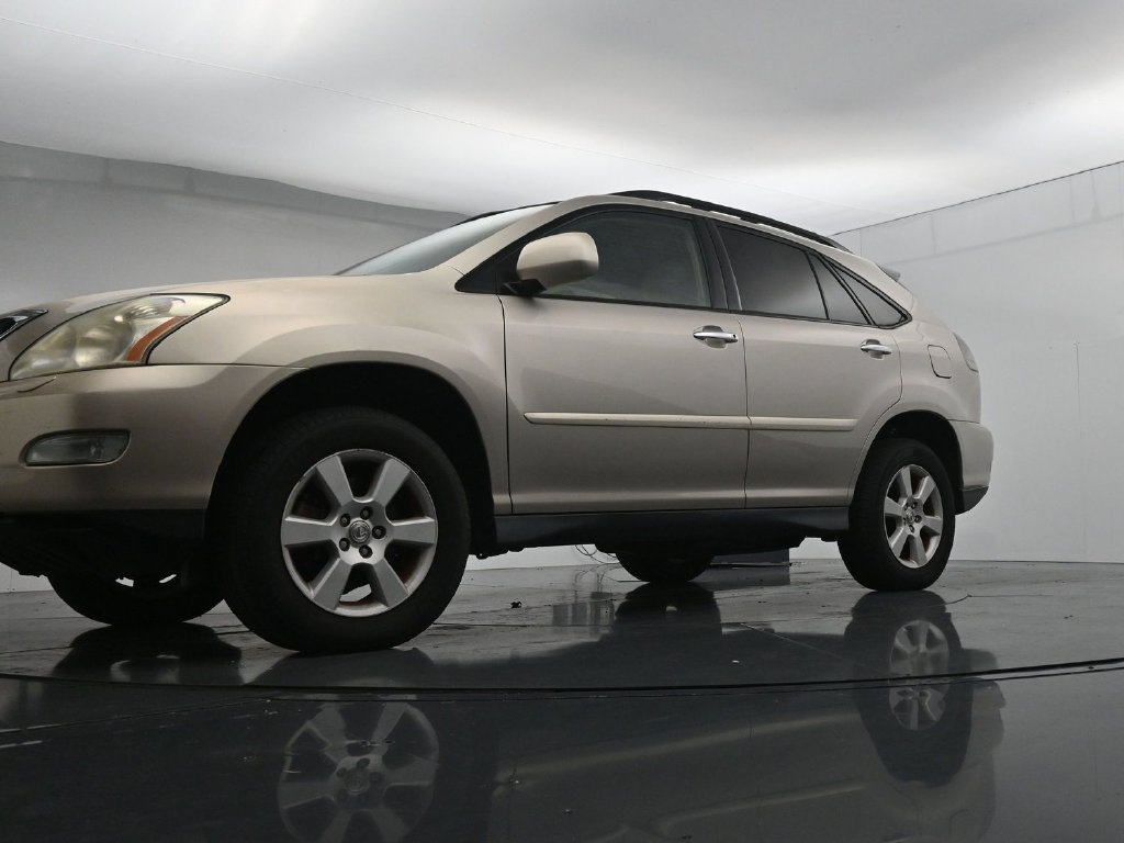 Used 2008  Lexus 350 image 20