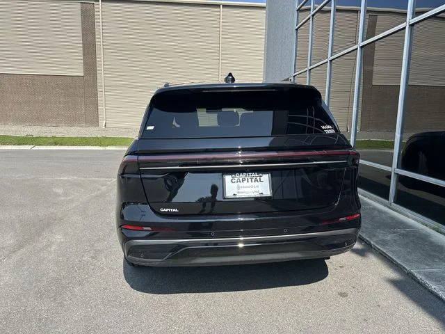 Used 2024 Black Lincoln Reserve image 26