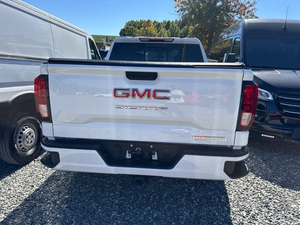 Used 2024 White GMC Elevation image 3