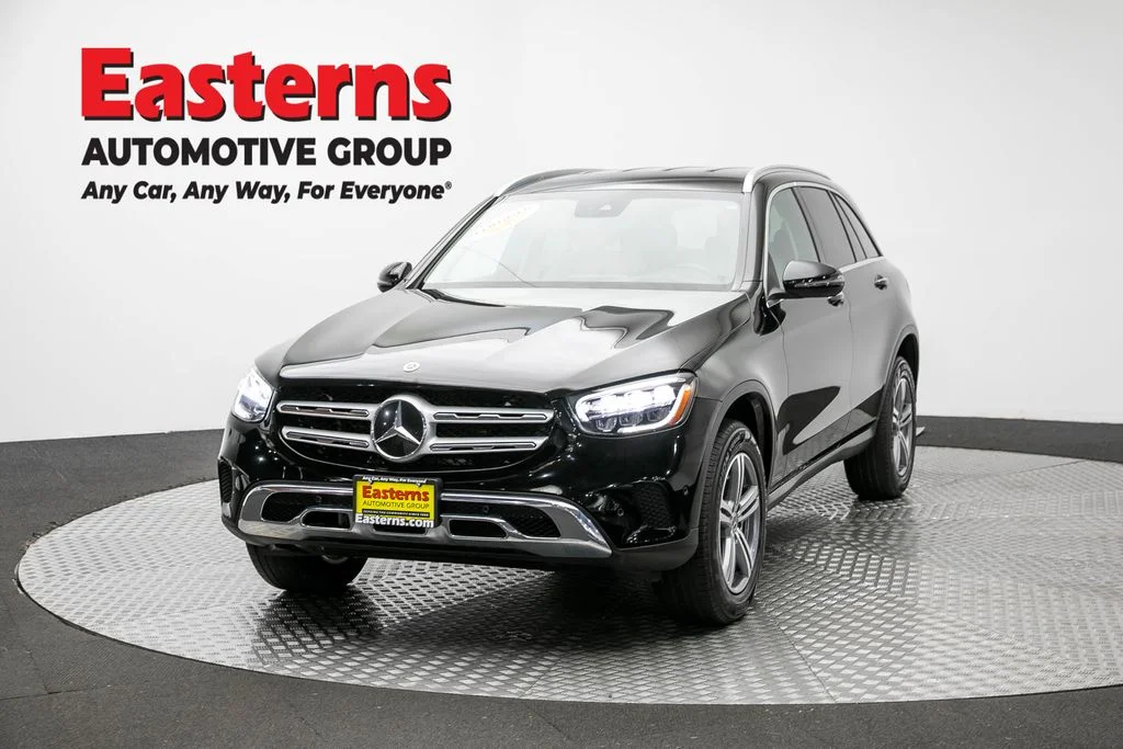 Used 2022 Black Mercedes-Benz GLC 300 image 1