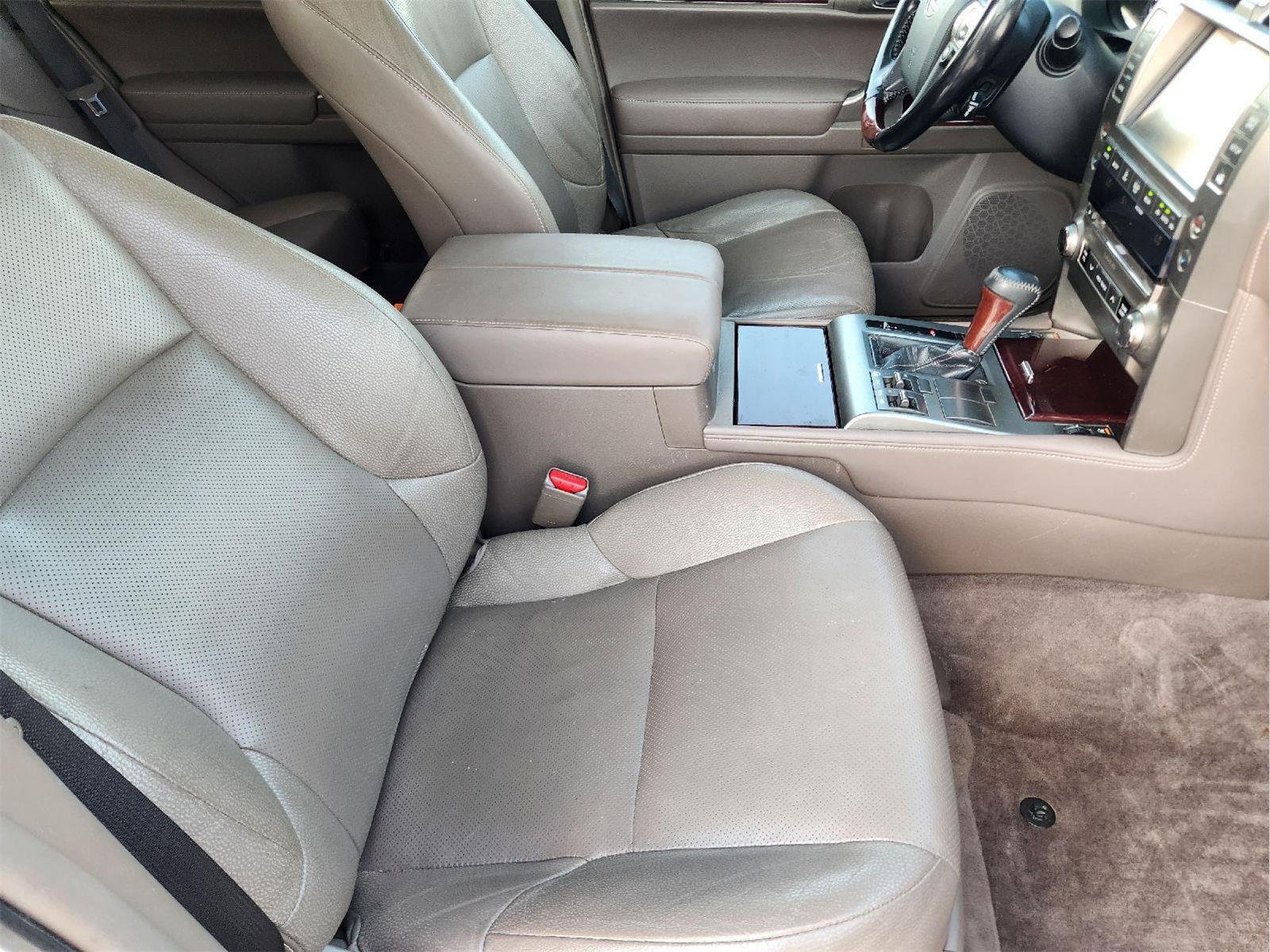 Used 2016 Starfire Pearl Lexus  image 13