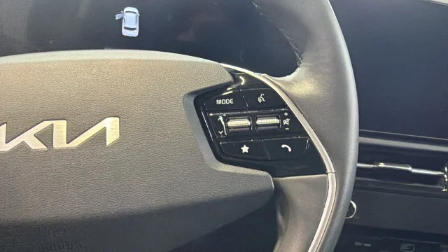 Certified Used 2023 Green Kia SX Touring image 22