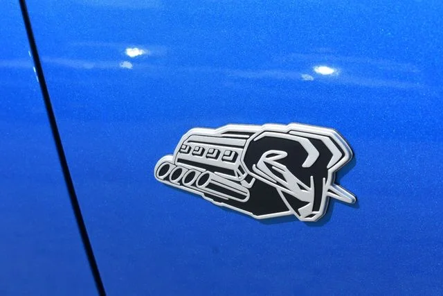 New 2026 Hydro Blue Pearl-Coat Exterior Paint RAM Big Horn/Lone Star image 15