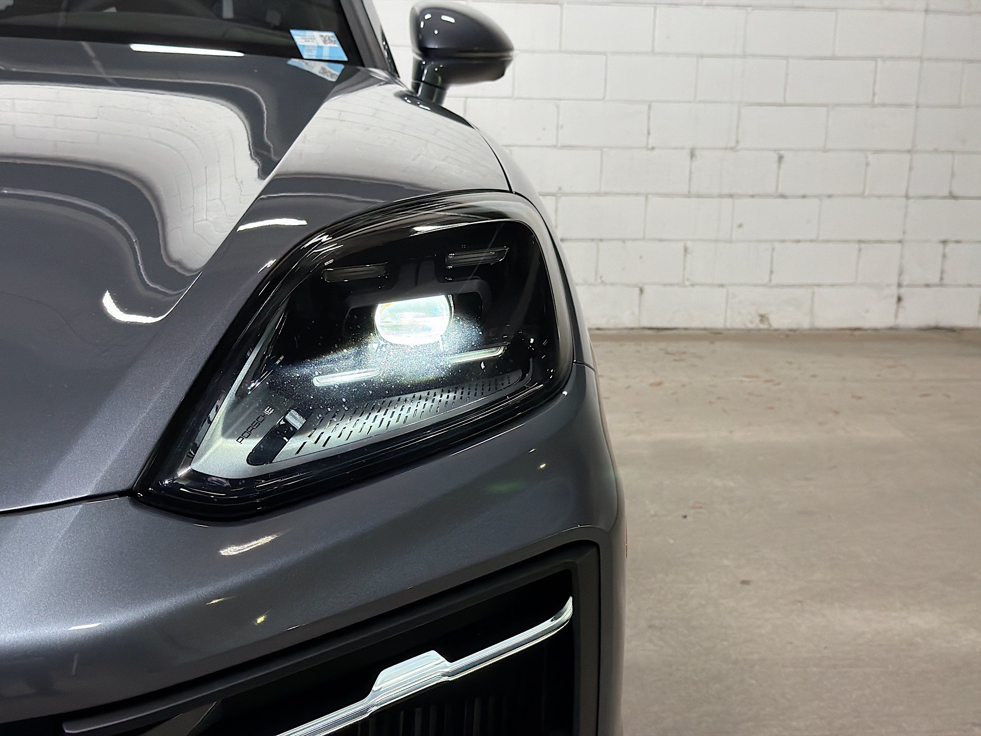 New 2026 Vanadium Grey Metallic Porsche S image 10
