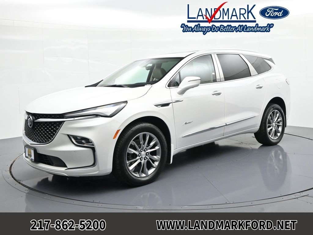 Used 2022 White Frost Buick AWD 4dr Avenir image 1