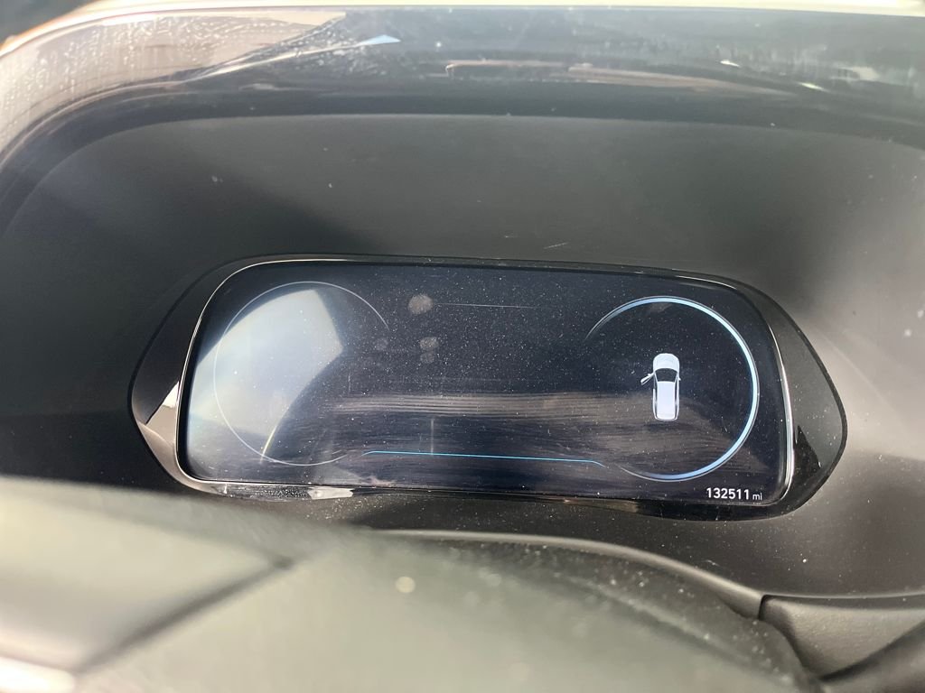 Used 2021 Gray Hyundai Limited image 19