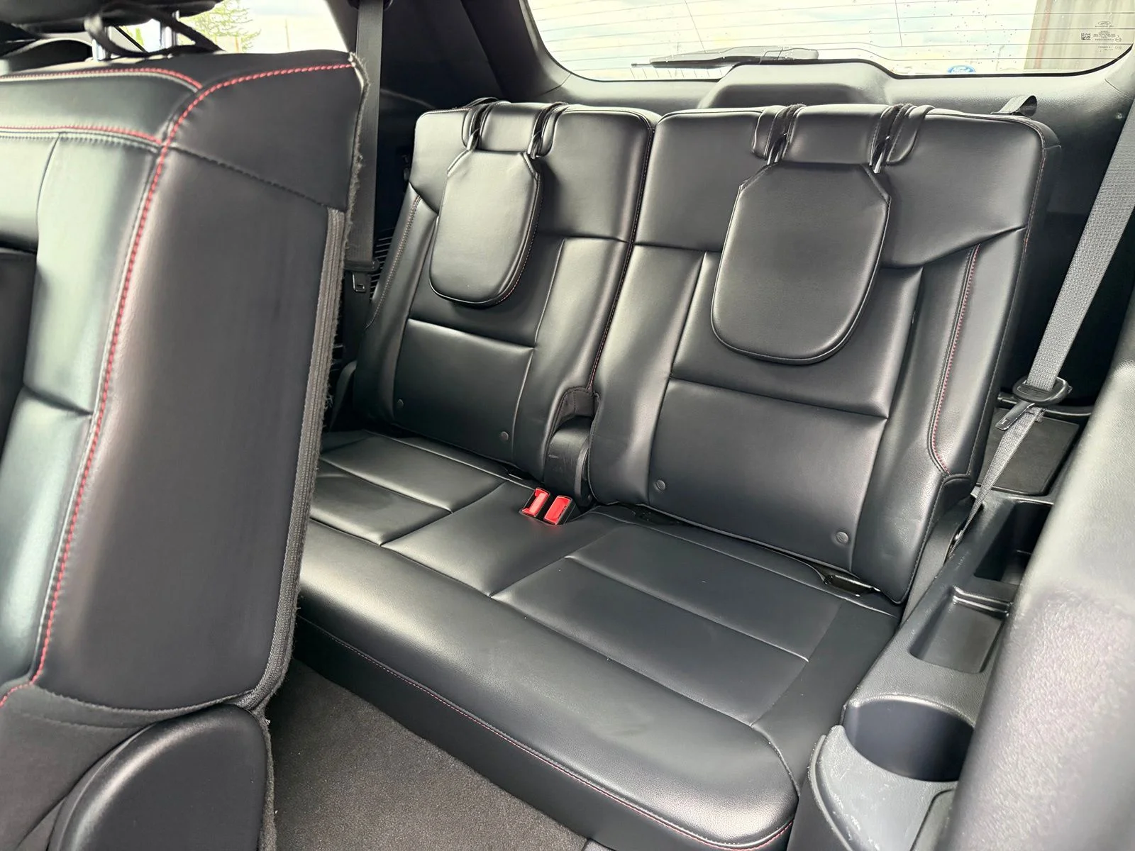 Used 2025 Gray Ford ST-Line image 29