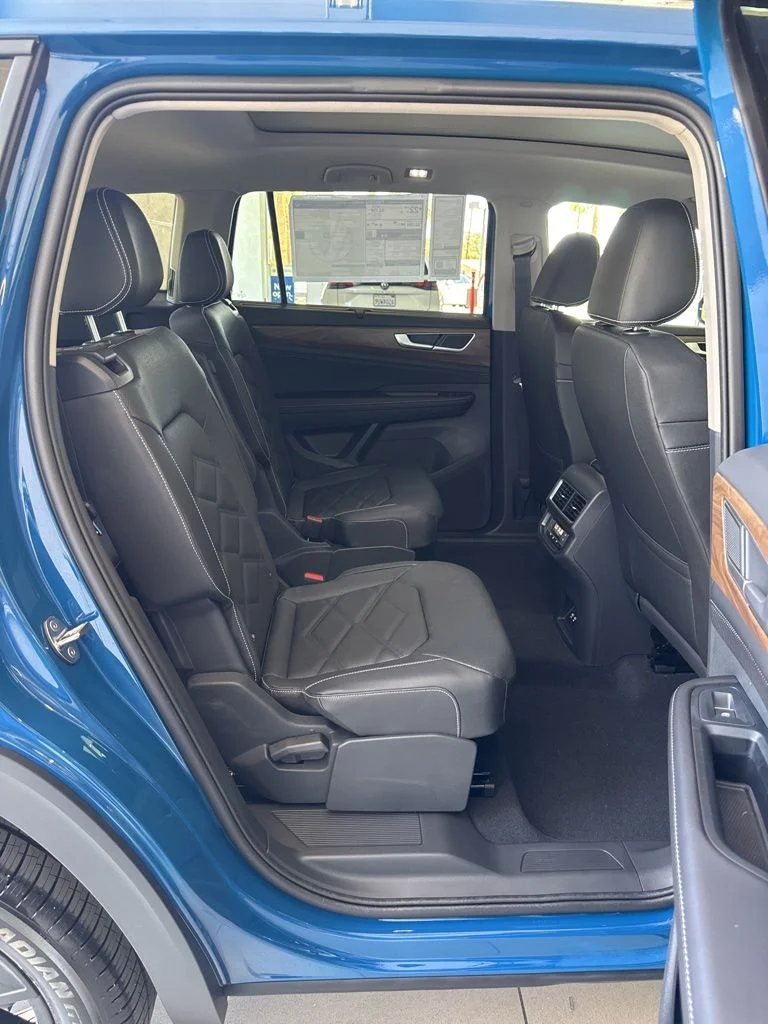 New 2026 Blue Volkswagen 2.0T SE w/Technology image 8