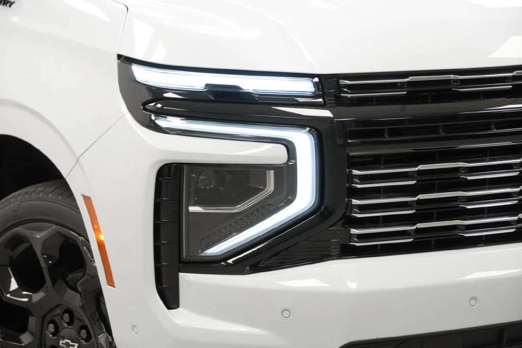 New 2026 Polar White Tricoat Chevrolet High Country image 35