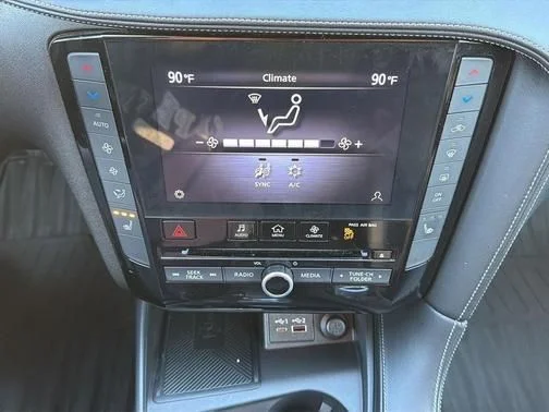 Used 2023 Black INFINITI LUXE image 17