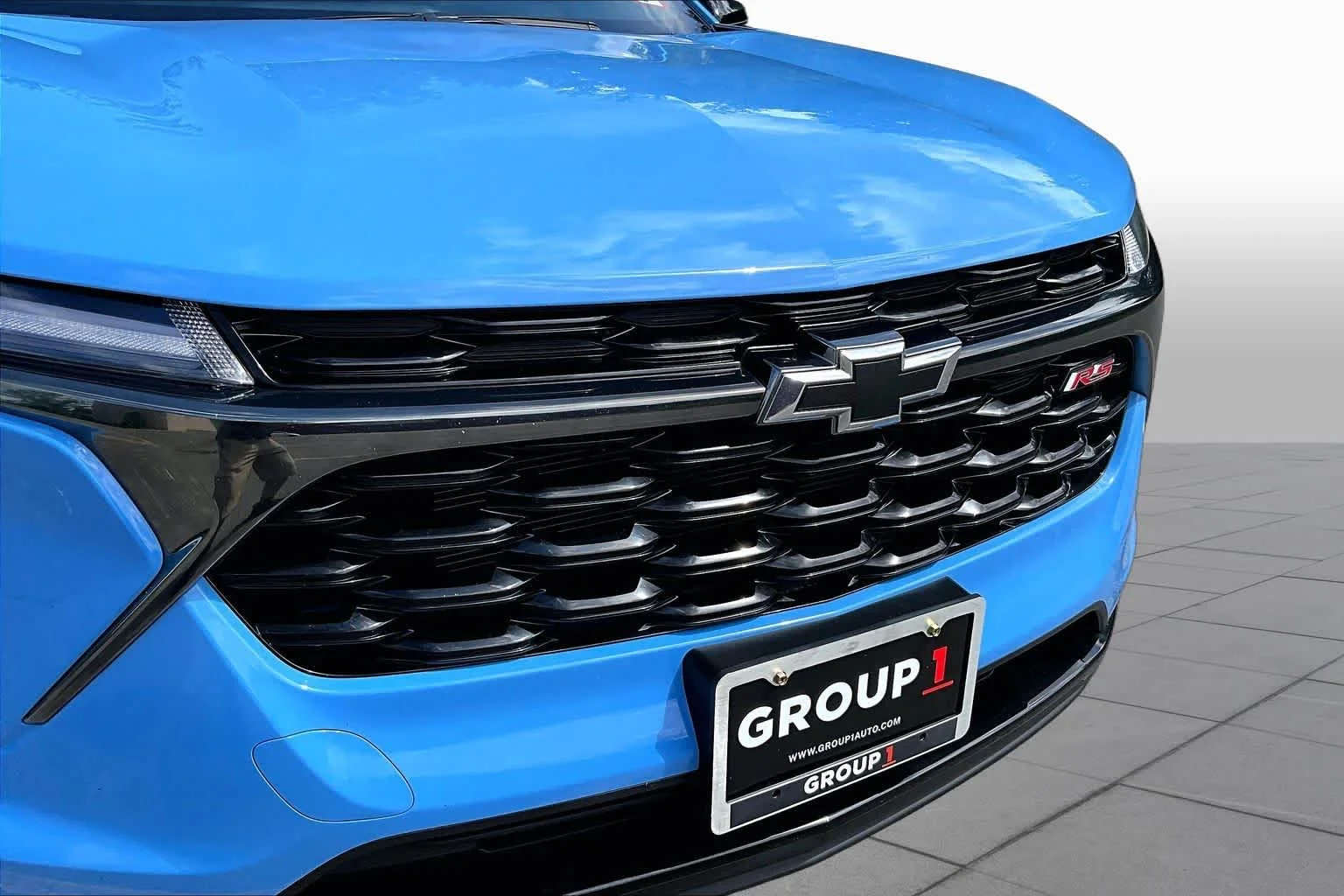 Used 2024 Fountain Blue Chevrolet 2RS image 32