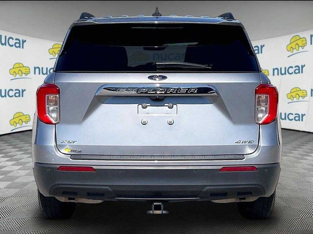 Used 2023 Iconic Silver Metallic Ford XLT image 5