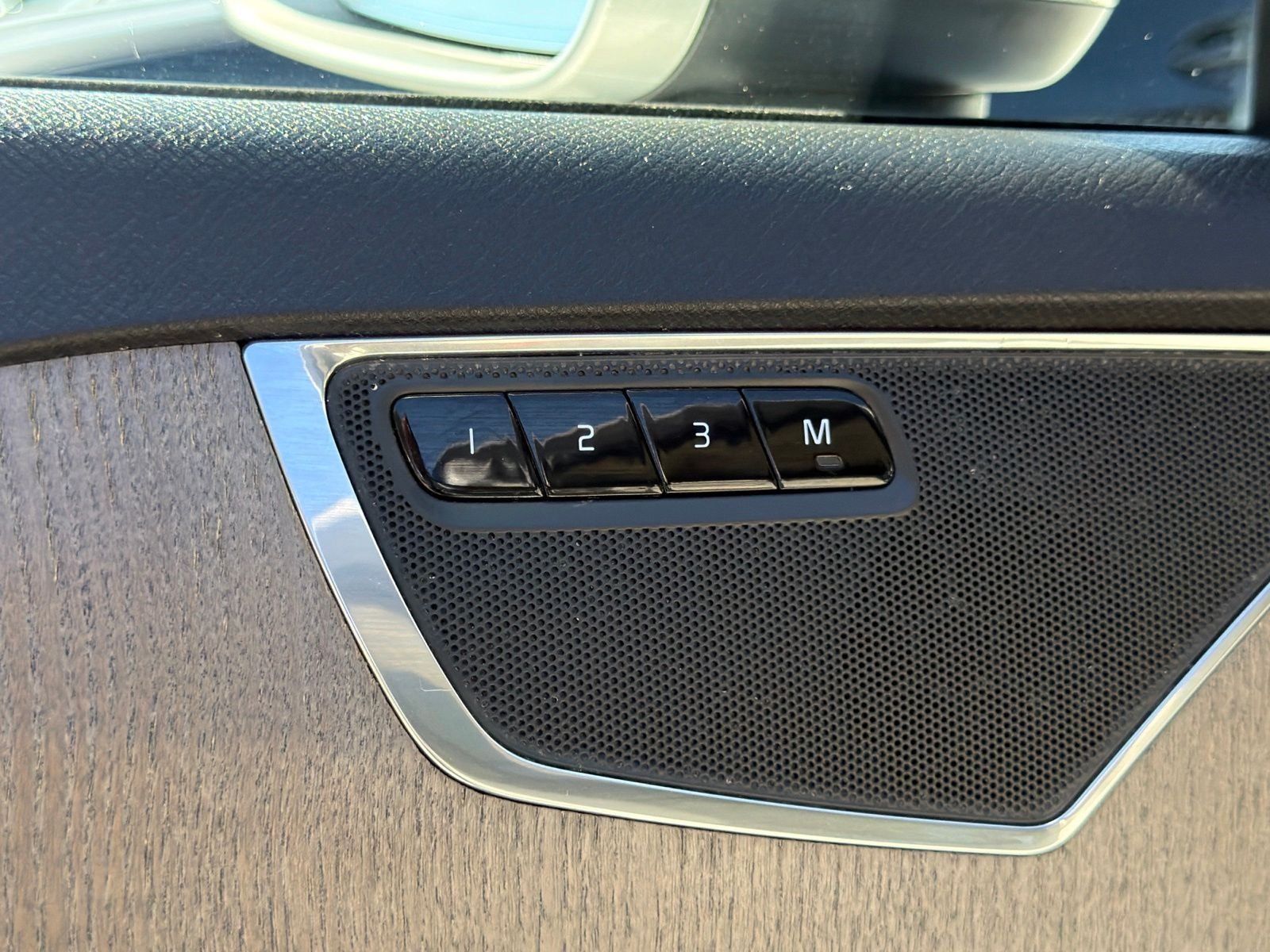 2024 Volvo XC90 Plus - Photo 19