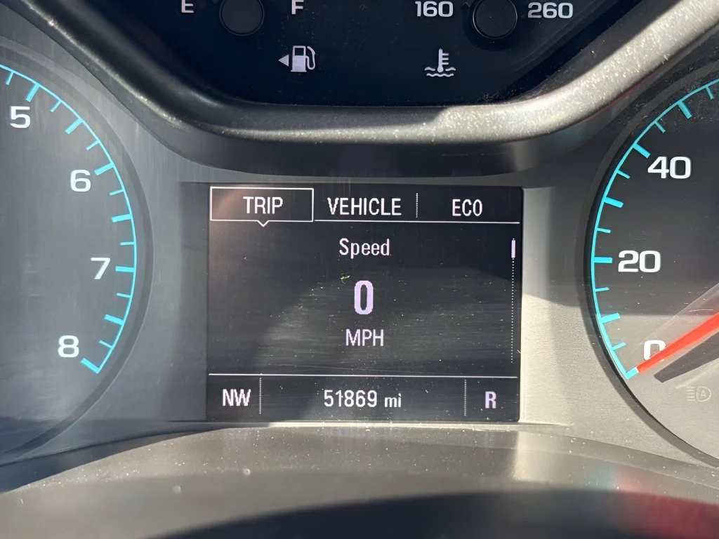 Used 2022 White Chevrolet LT image 21