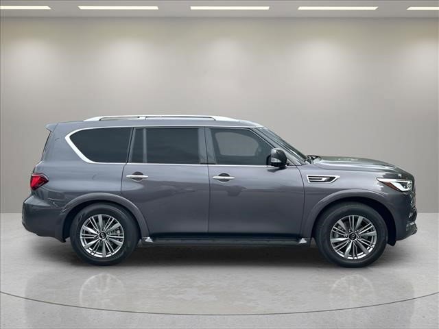 Used 2023 Anthracite Gray INFINITI LUXE image 6