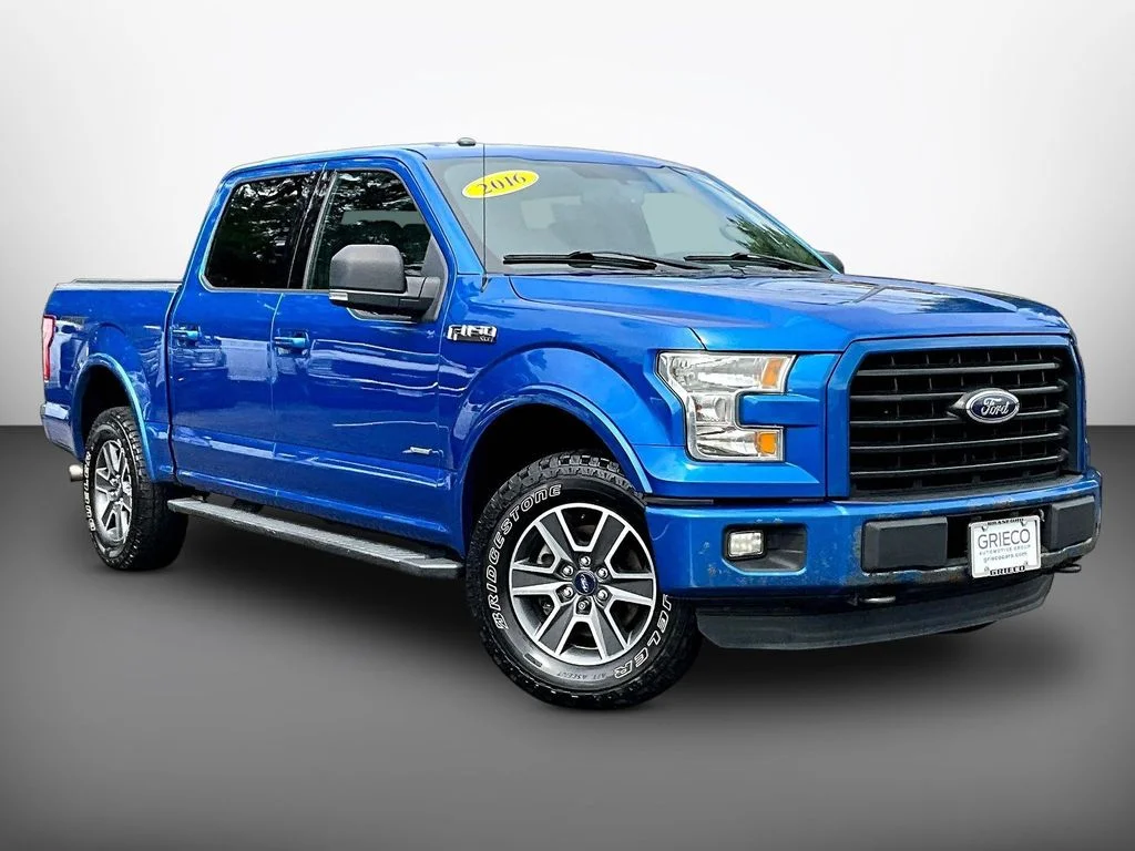 Used 2016 Blue Ford XLT image 1
