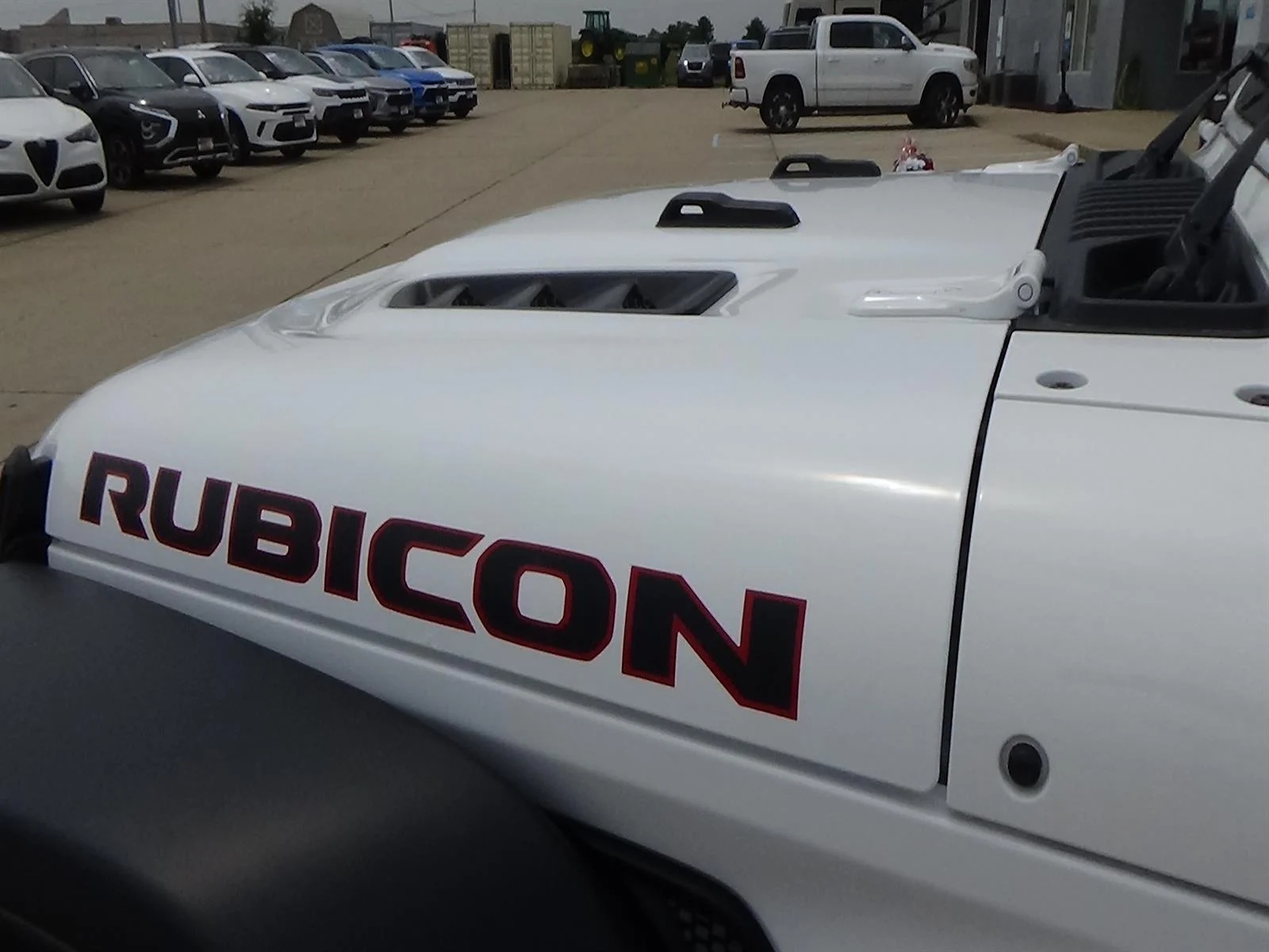 Certified Used 2022 Bright White Clear Coat (pw7) Jeep Rubicon image 12