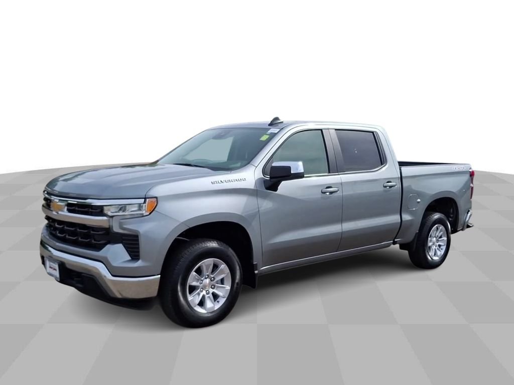 Used 2026 Gray Chevrolet LT image 4