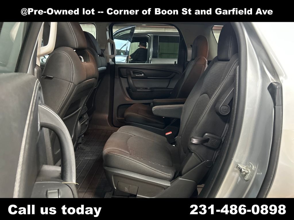 Used 2014 Silver GMC SLE-2 image 26