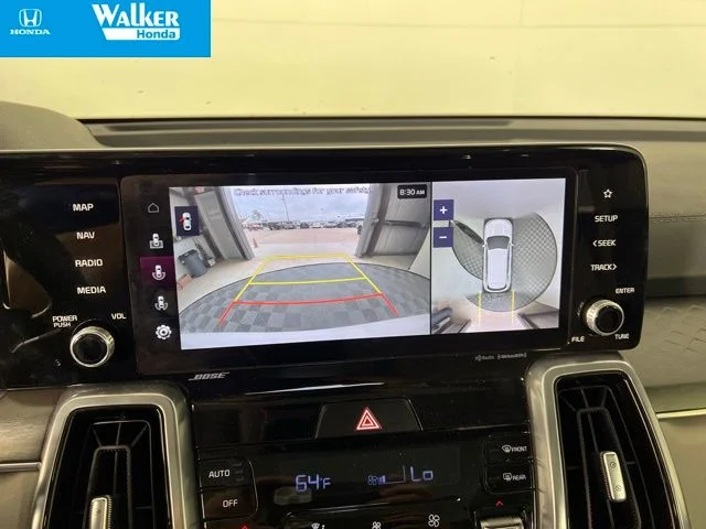 Used 2023 White Kia SX-Prestige image 28