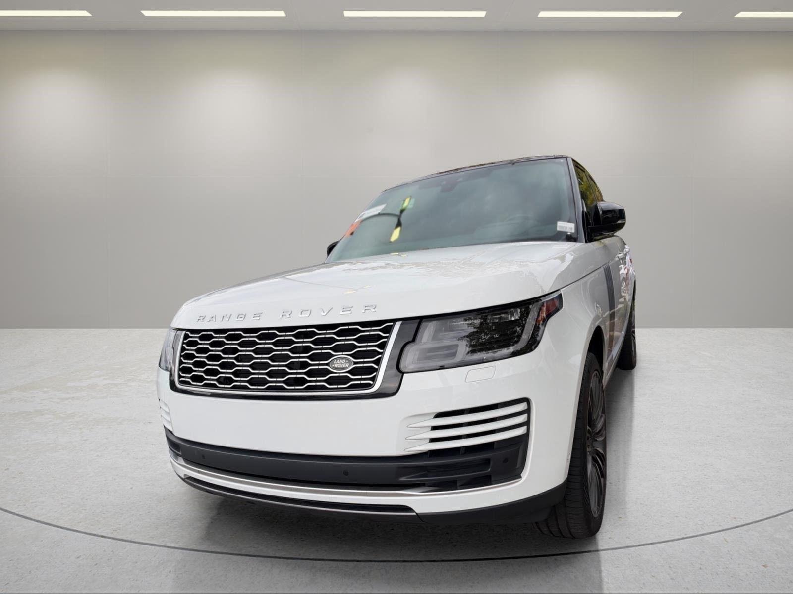 Used 2021 Fuji White Land Rover P525 Westminster image 6