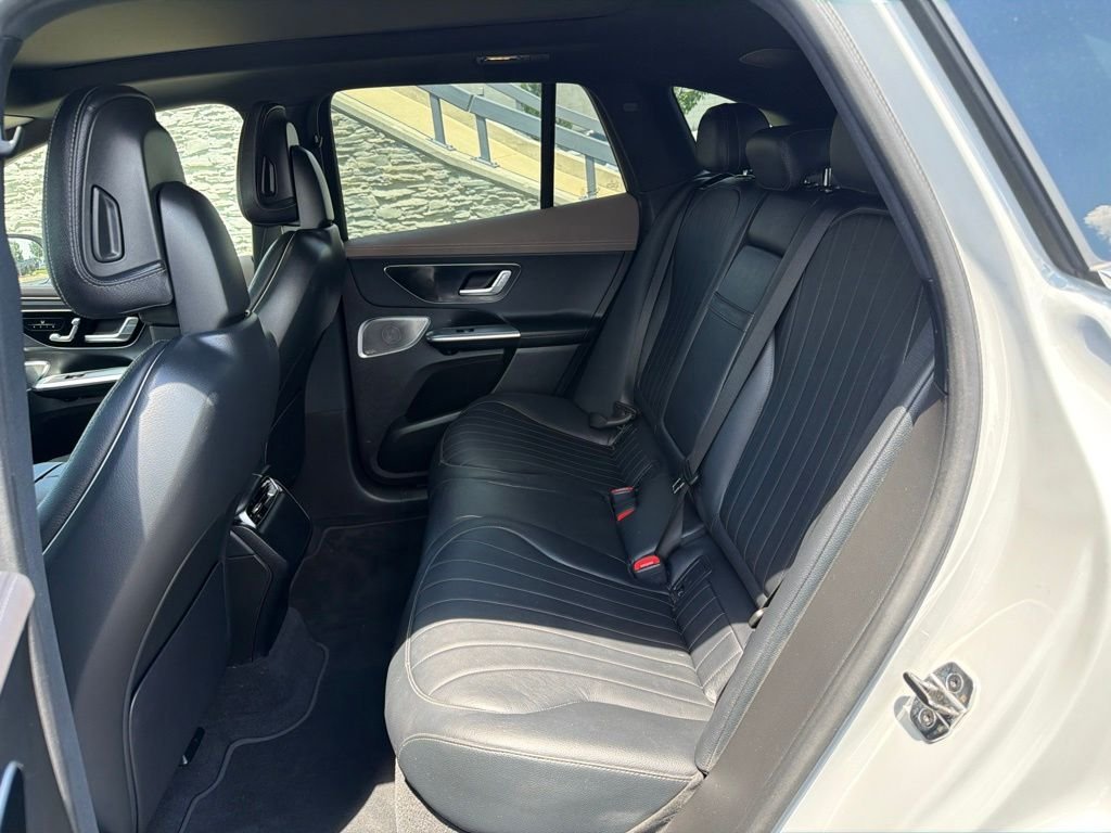 Used 2023 Gray Mercedes-Benz 500 SUV image 13