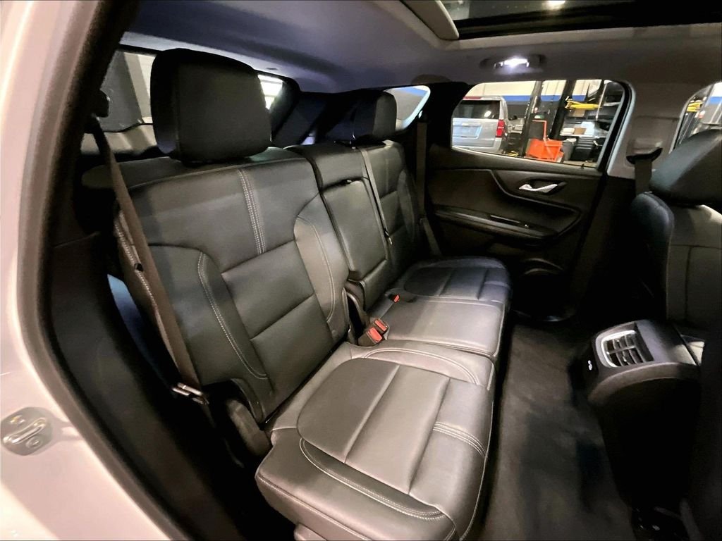Used 2023 White Chevrolet LT image 16