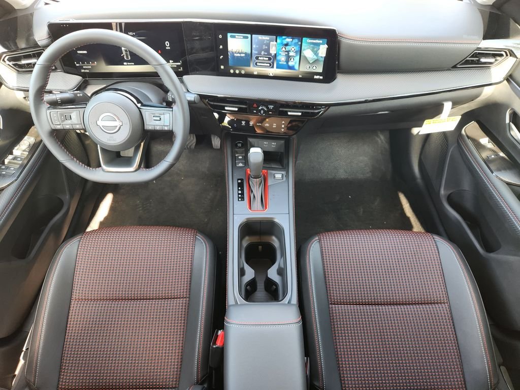 New 2026 Aspen White TriCoat / Super Black Two-tone Nissan SR image 25