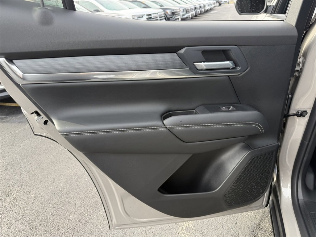 2026 GMC TERRAIN - Image 31