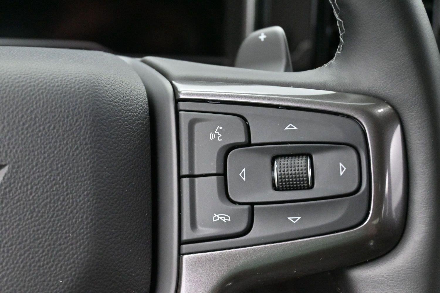 Used 2025 Sterling Gray Metallic Chevrolet High Country image 18