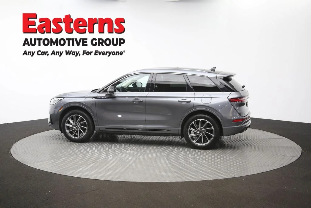 Used 2023 Gray Lincoln Grand Touring image 63